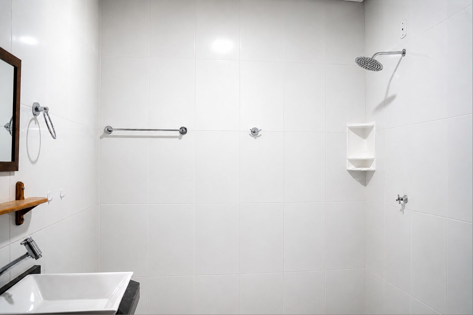 Banheiro com chuveirão